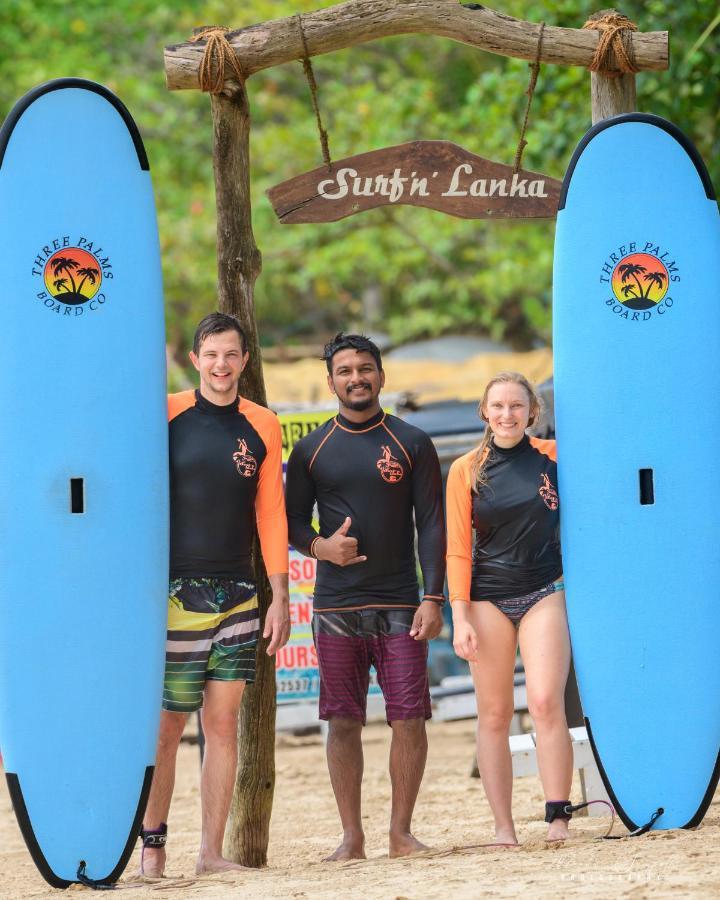 Готель Surf'N Lanka - Surf School Велігама Екстер'єр фото